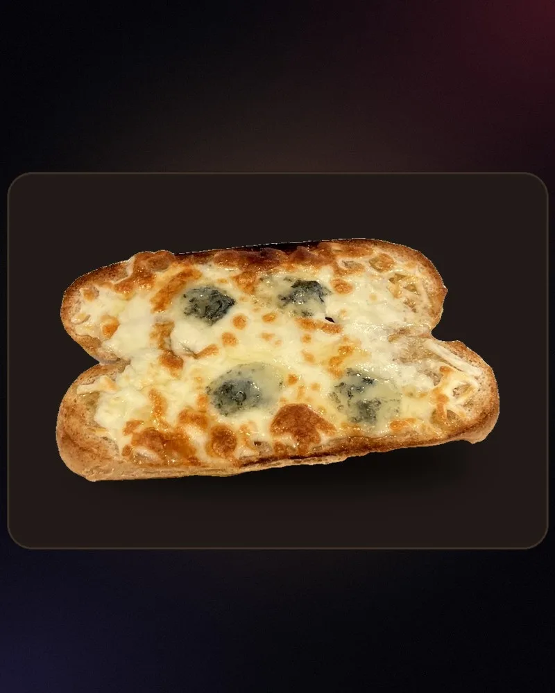 ハニーブルーチーズロールトースト